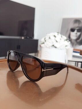 Black Sunglasses with Brown Lenses